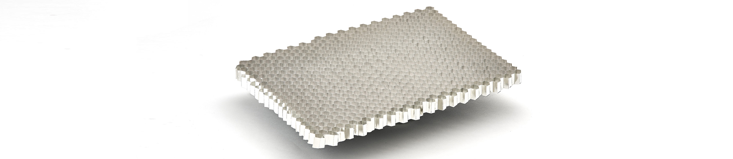 Aluminium honeycomb is used for several of applications and in different sectors such as: public transport industry,nautical sector, building industry, etc...